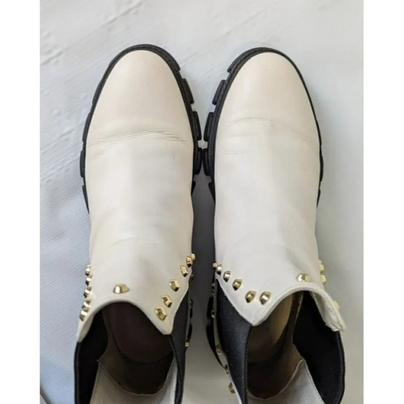 Michael Kors Women's Ridley Gore Pull-On Chelsea Booties Size 9.5 (MSRP $225) - Picture 8 of 9